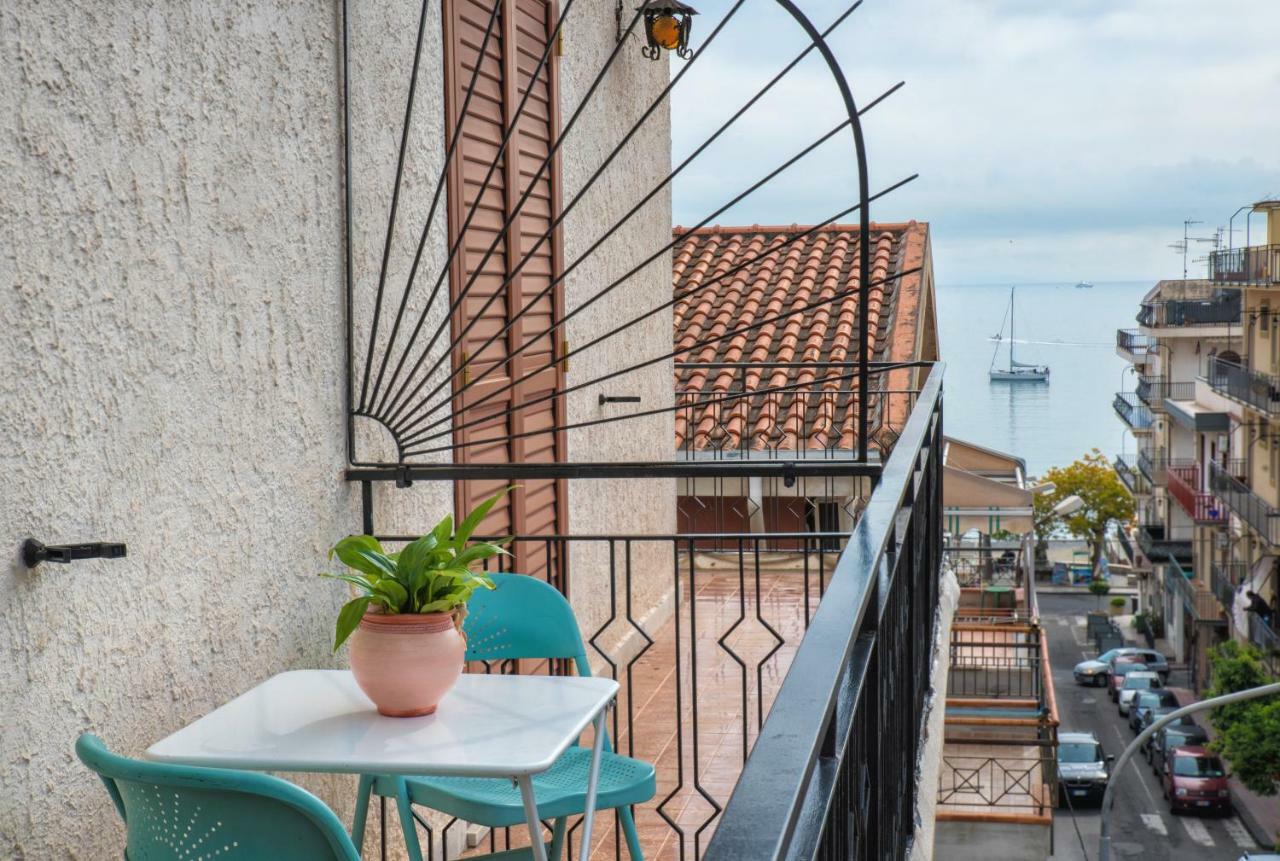 Casa Maccers Apartment Giardini Naxos Exterior foto